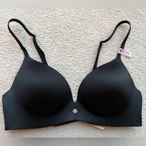 Victoria's Secret So Obsessed Padded Push-up Wireless Bra 34C NWT New Black Logo